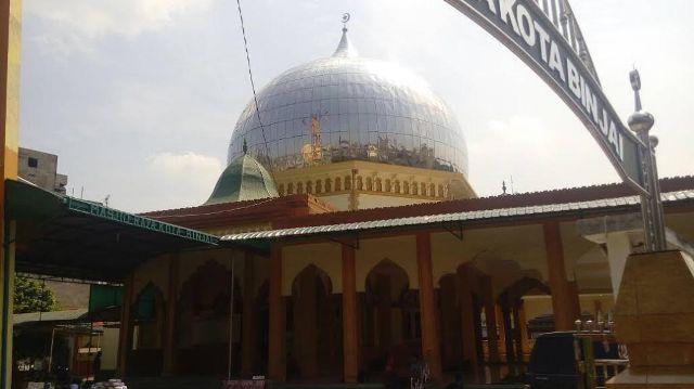 Mesjid Raya Binjai Lokasi Favorit Jamaah Asal Luar Negeri