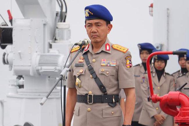 Kabaharkam Pimpin Upacara Tabur Bunga Sambut HUT Bhayangkara ke-71