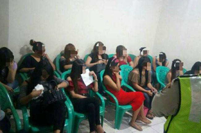 Satu Pasangan Luar Nikah dan 19 Wanita Penghibur Diamankan Polisi