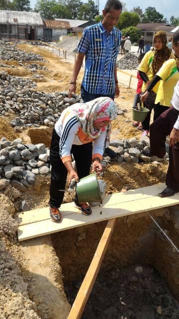 Kementerian Pendidikan Bantu Renovasi Gedung SMP Negeri 1 Rantau Selatan 