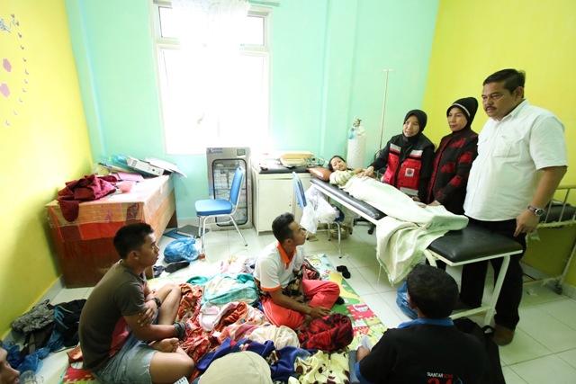 Tinjau Korban Kapal Tenggelam di Danau Toba, Plh Gubsu Minta Utamakan Keselamatan Penumpang  