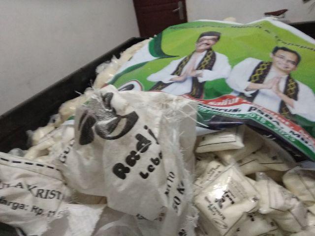 Paket Sembako Bergambar Djarot-Sihar Digerebek di Kantor Pendawa Sumut