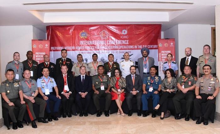 Peacekeeping Operation Jadi Kajian di Konferensi Internasional TNI dan ICRC