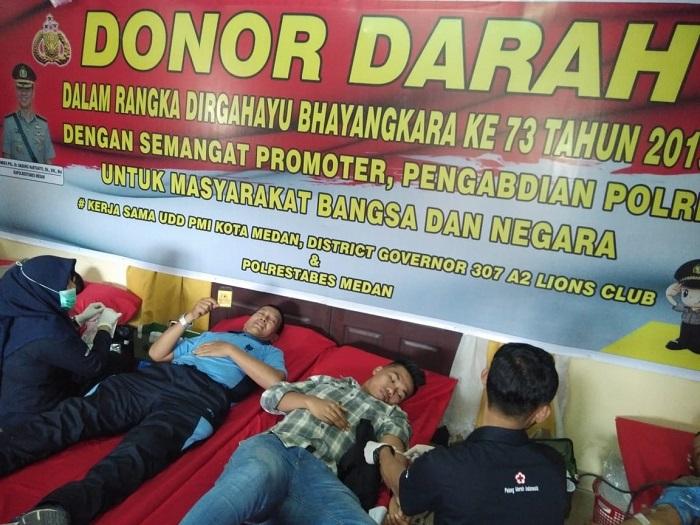 Prajurit Lanud Soewondo Medan Donor Darah di HUT Bhayangkara ke-73