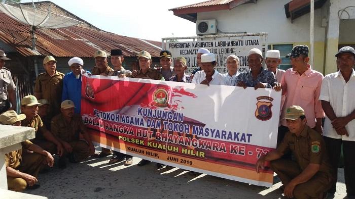 HUT Bhayangkara ke-73, Kapolsek Kualuh Hilir Silaturahmi ke Tanjung Leidong