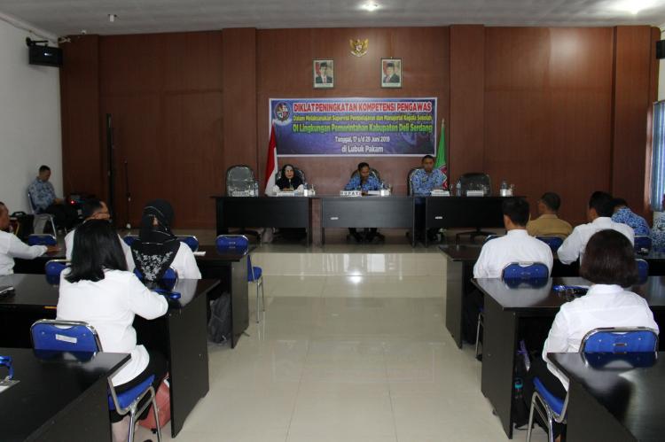 40 Kepala Sekolah dan Pengawas Ikuti Diklat Peningkatan Kompetensi 