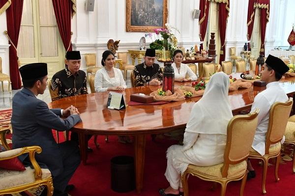 Berlebaran dengan AHY dan EBY, Presiden Jokowi dan Keluarga Sampaikan Doa dan Dukungan