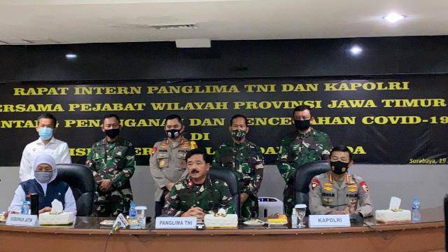 Panglima TNI dan Kapolri Rapat Bersama Pemprov Jawa Timur Terkait Covid-19