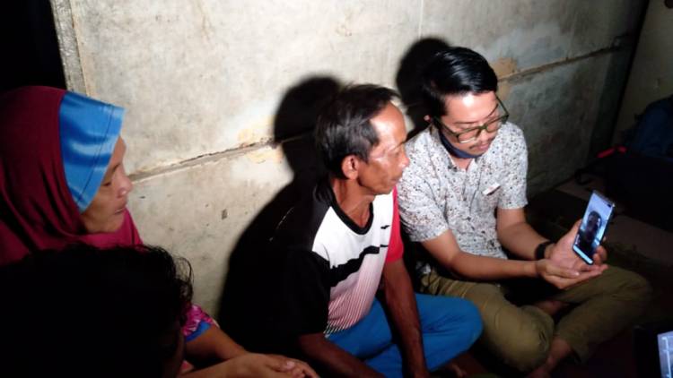 HUT Bhayangkara, Kabaharkam Polri Bantu Sembako dan Biaya Warga Ingin Sekolah