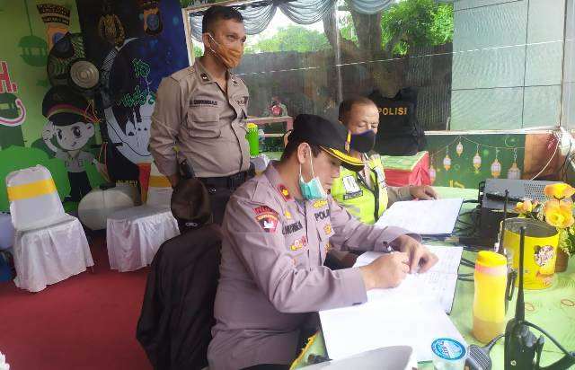Kapolsek Helvetia Sidak ke Pos Pam X Operasi Ketupat Toba 2020 Manhattan