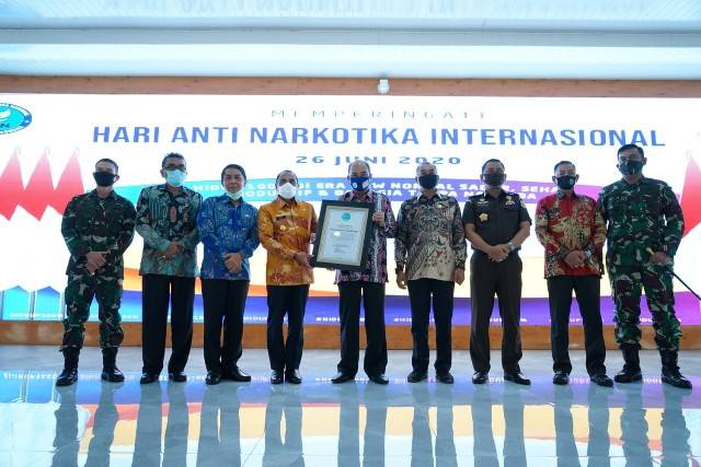 Berhasil Antisipasi Peredaran Narkoba, Pemko Tebing Tinggi Terima Penghargaan P4GN dari BNN RI