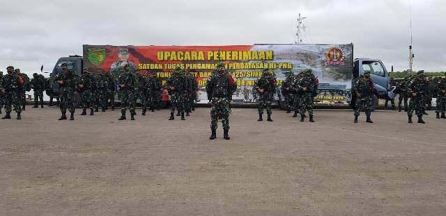 Upacara Penerimaan Satgas Pamtas RI-PNG Yonif Mekanis 516/CY dan Yonif 125/Simbisa