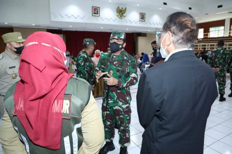 Prajurit Tak Gentar Hadapi Covid, Panglima TNI Perintahkan Gencarkan Serbuan Vaksinasi