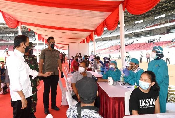 Presiden Targetkan Dua Juta Dosis Vaksinasi Harian di Bulan Agustus
