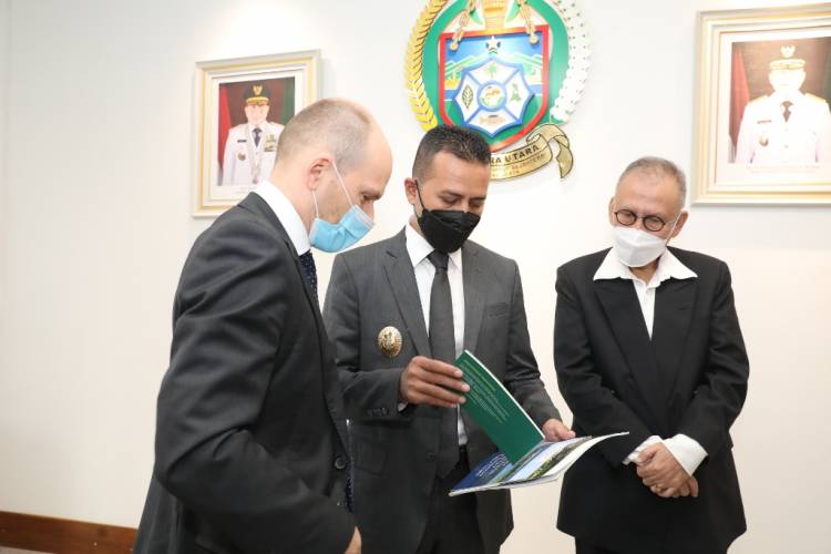 Menteri Lingkungan Hidup Ceko dan Wagub Sumut Bahas Peluang Kerja Sama