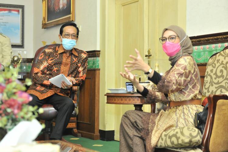 Stafsus Presiden Angkie Yudistia Bertemu Gubernur DIY Bahas Percepatan Vaksinasi Bagi Disabilitas
