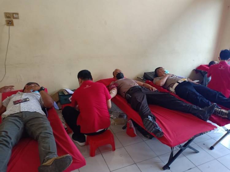 Polrestabes Medan Gelar Donor Darah Massal, Sambut HUT Bhayangkara ke-75