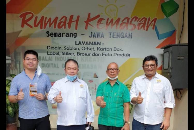Kepala Dinas Perdagangan dan Ketua Kadin Medan Kunjungi Balai Industri Kreatif dan Kemasan
