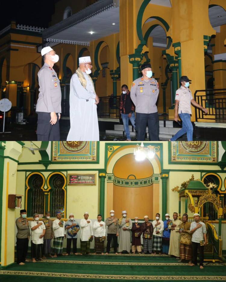 Waka Polda Sumut Subuh Berjamaah di Masjid Al Osmani Labuhan