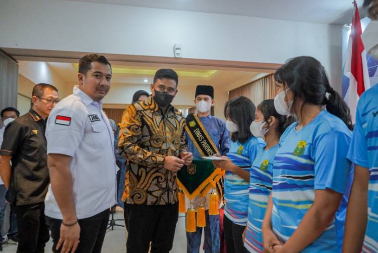 Walikota Medan: PBSI Harus Jadi Daya Dorong dan Dobrak Kemajuan Bulutangkis