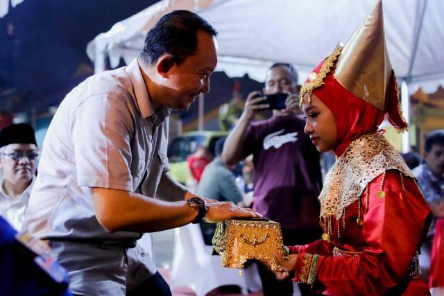 Gebyar Kreatif di Kecamatan Medan Area, Tarian Minang dan Aksi Magician Undang Decak Kagum