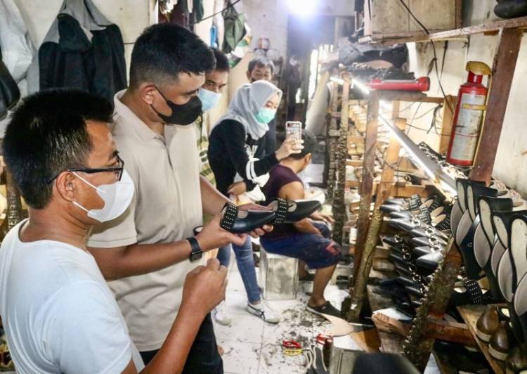 Pemko Medan Beli Sepatu UMKM, Tahun 2022 Transaksi Capai 2,06 Miliar