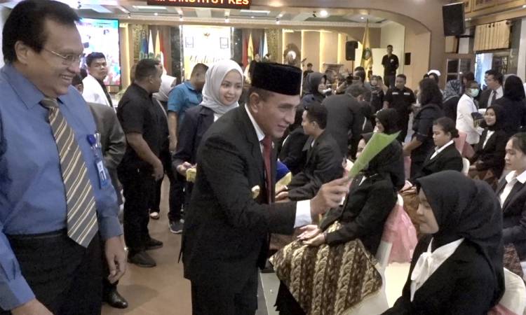 Gubernur Sumut Lepas Ratusan Perawat Bekerja ke Jepang, Jerman dan Arab Saudi