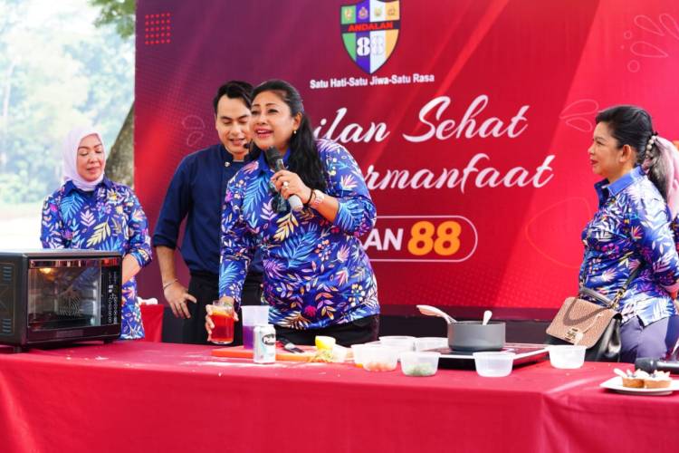 Reuni 35 Th Andalan 88, Istri Pejabat Mabes TNI Demo Masak