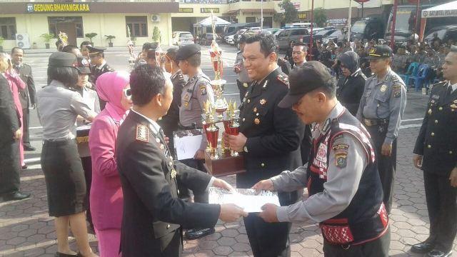 Polsek Medan Barat Raih Juara I Pembinaan Kawasan Kampung Bebas Narkoba