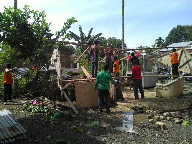 69 Rumah di Patumbak Diterjang Puting Beliung