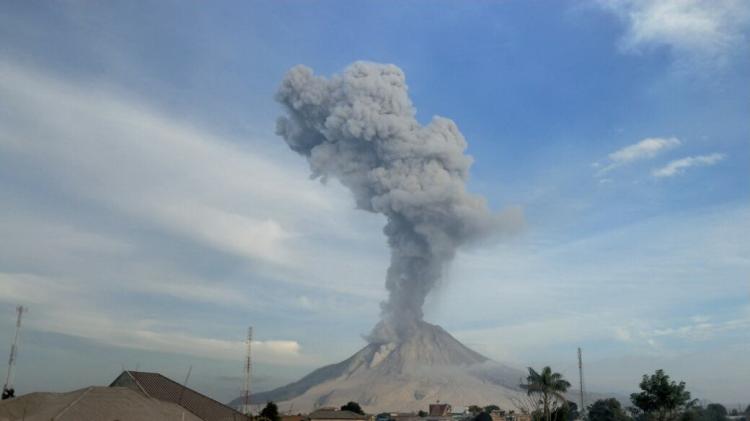 Aktivitas Gunung Sinabung Meningkat, Warga Diminta Waspada