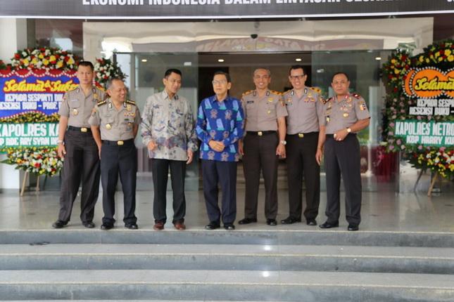 Peserta Didik Sespimti ke-26 Bedah Buku "Ekonomi Indonesia dalam Lintasan Sejarah"