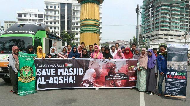 Henna Artist Medan Gelar Penggalanan Dana untuk Palestina di Lapangan Merdeka dan Cafe di Medan