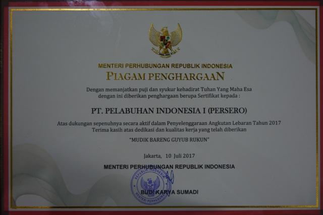  Pelindo I Raih Penghargaan dari Menteri Perhubungan