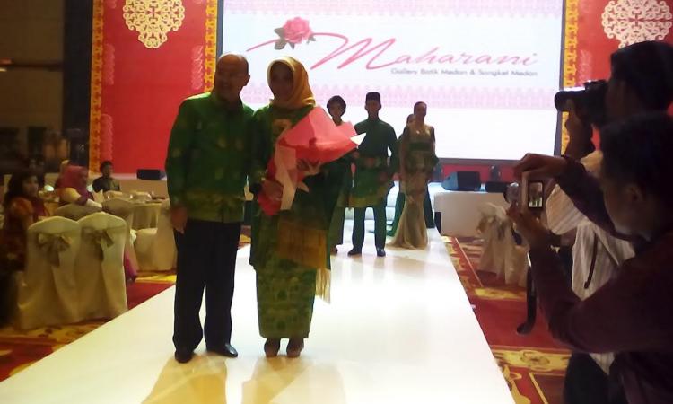 Saat Ciri Khas Kota Medan Hadir di Balutan Busana dalam Ajang Medan Fashion Week 2017