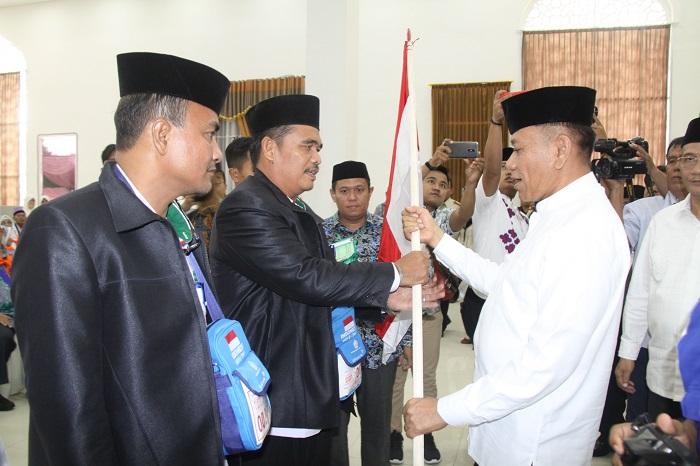 Kloter Pertama Jamaah Calon Haji Embarkasi Medan Dilepas Pj Gubsu