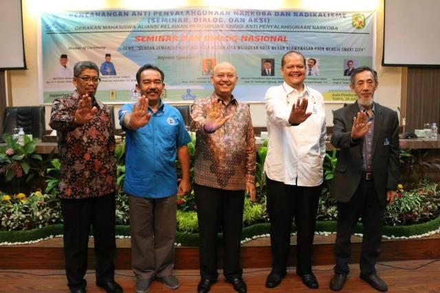 Walikota Medan Buka Seminar Pencanangan Anti Penyalahgunaan Narkoba dan Radikalisme