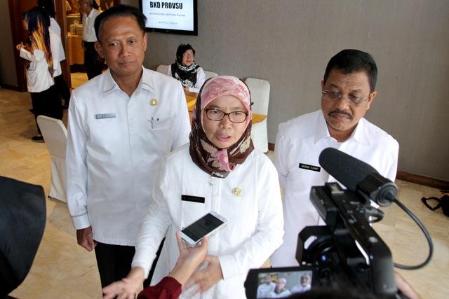 Pemprovsu Segera Terapkan Pelayanan Administrasi Tanpa Kertas