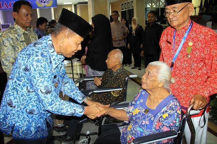 Menjadikan Lansia Sejahtera Tanggung Jawab Semua Pihak