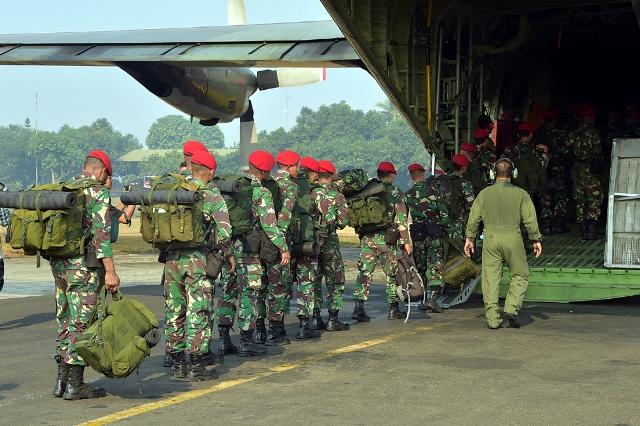 TNI Kerahkan 142 Prajurit Kopassus ke Gunung Rinjani