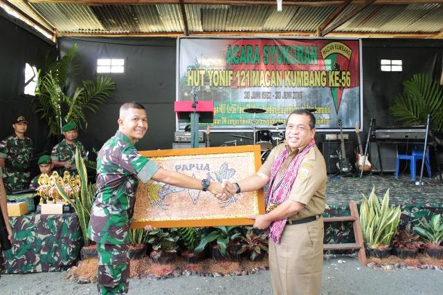 Puncak Peringatan HUT Ke-56 Yonif 121/Macan Kumbang Undang Elemen Masyarakat