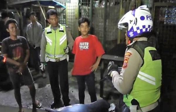 Razia di Desa Mencirim, Polsek Sunggal Amankan Sepeda Motor Hasil Curian dan Miras
