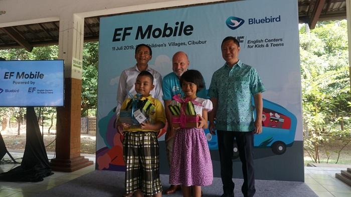 English First dan Bluebird Resmikan Program EF Mobile, Program Bahasa Inggris Gratis untuk Anak