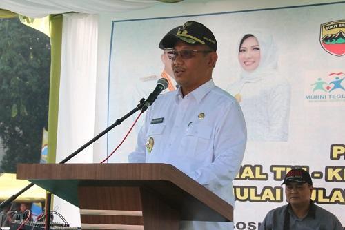 Walikota Medan Canangkan Bakti Sosial TNI-KKBK-KES Tingkat Kota Medan