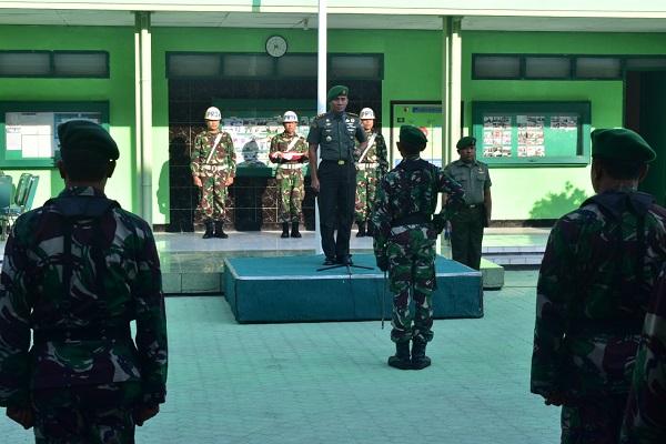 Dandim 0831/Surabaya Timur Lepas 1 Perwira Terbaik