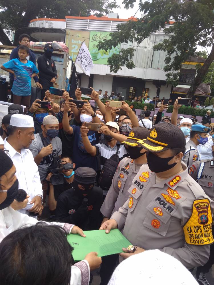 Kapolrestabes Medan Terima Laporan Pengaduan Tolak RUU Haluan Pancasila, Kombes Riko Sunarko: Demo Harus Kondusif