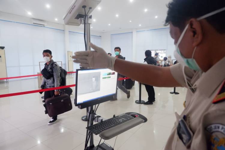 Adaptasi Kebiasaan Baru, Pelindo 1 Tingkatkan Pengawasan Protokol Kesehatan Terminal Penumpang