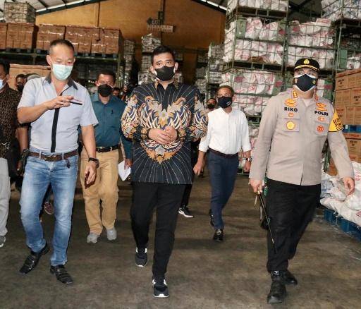 Naik Heli, Bobby Nasution Pantau Mobilitas Warga dan Penerapan PPKM Darurat di Kota Medan