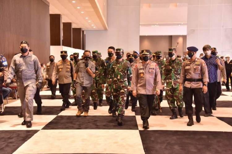 Panglima TNI : Tetap Semangat, Jaga Kesehatan, Jaga Jarak dan Hindari Kerumunan