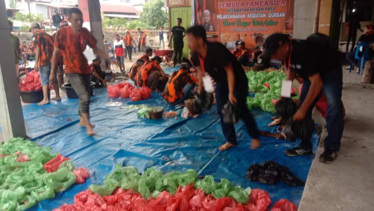  PAC PP Medan Area Sembelih 6 Ekor Sapi dan 2 Kambing